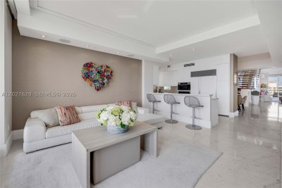 Comprar apartamento no Ocean Tower One PH-8