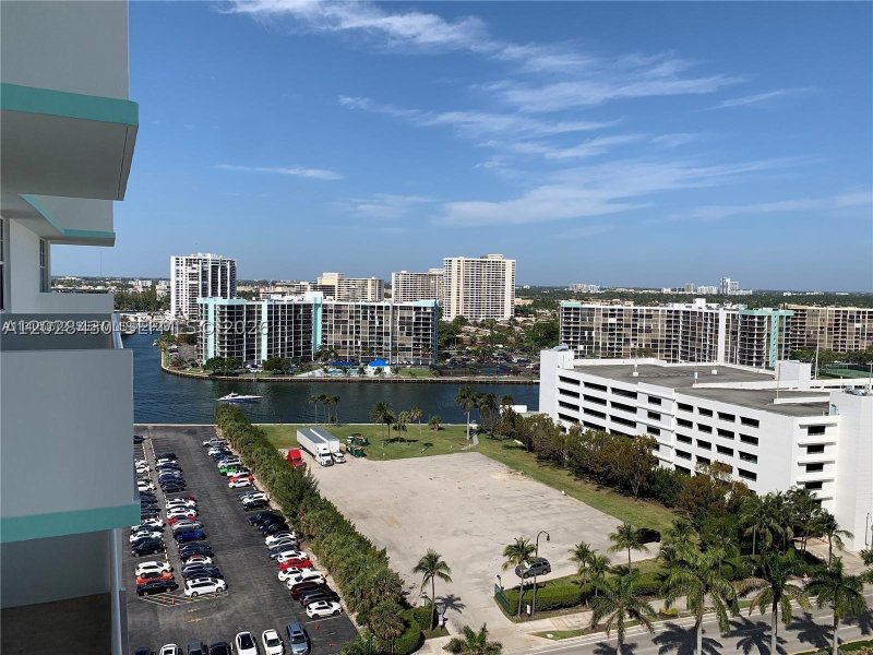 Alquiler de apartamento en Sea Air Towers 1219
