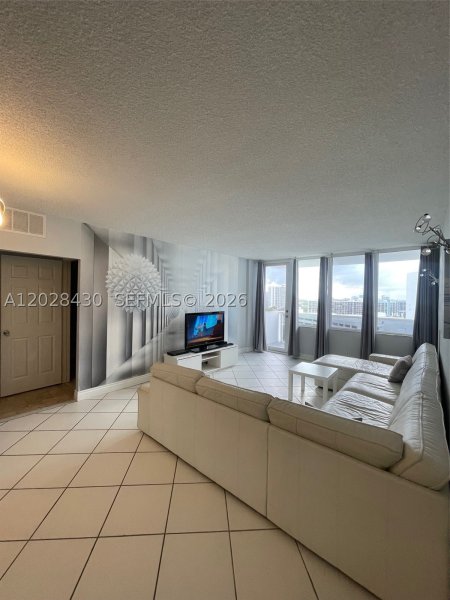Alquiler de apartamento en Sea Air Towers 1219