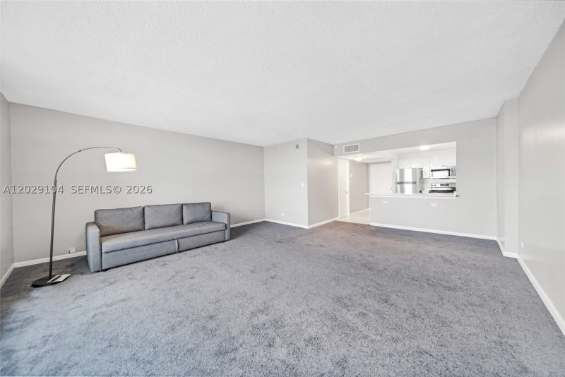 Alquiler de apartamento en Roney Palace 1030