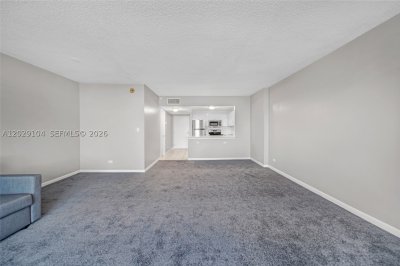 Alquiler de apartamento en Roney Palace 1030