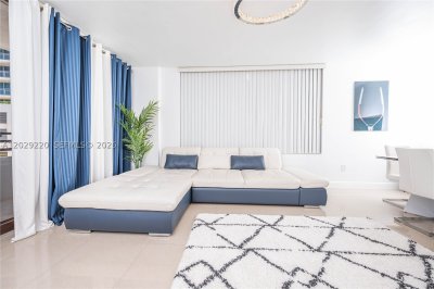 Aluguel de apartamento no Alexander Towers 221