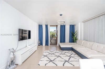 Aluguel de apartamento no Alexander Towers 221