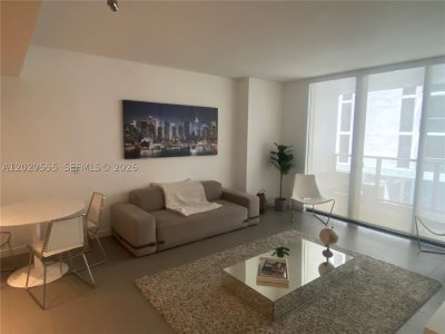 Aluguel de apartamento no Canvas 1117