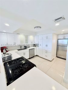Aluguel de apartamento no Parker Tower 310
