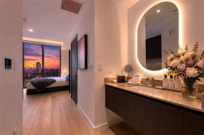 E11EVEN Hotel & Residences Apt #3106B