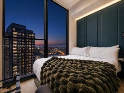 Comprar apartamento en E11EVEN Hotel & Residences 3106B
