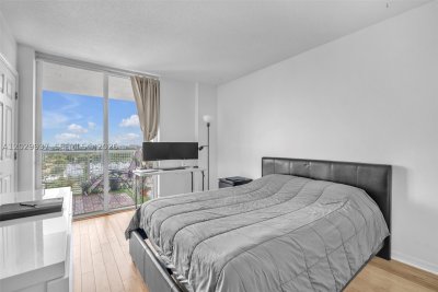 Comprar apartamento no Brickell Vista 1103