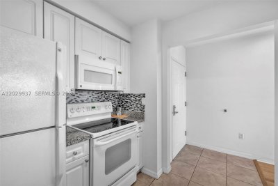Comprar apartamento no Brickell Vista 1103