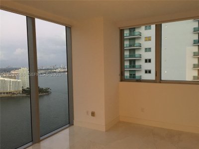 Comprar apartamento no Brickell House Condo 3506