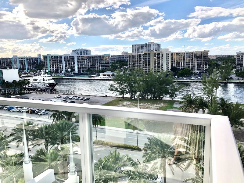 Condo for sale at Ocean Palms 801