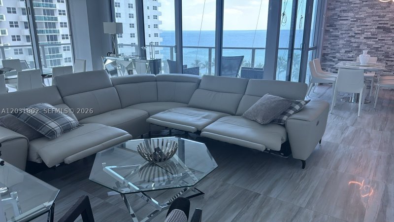Condo for sale at Ocean Palms 801