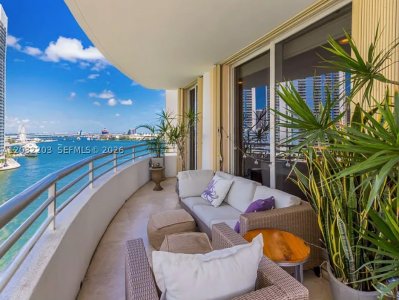 One Tequesta Point Apt #1004