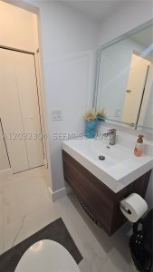 Aluguel de apartamento no The Hemispheres 3D
