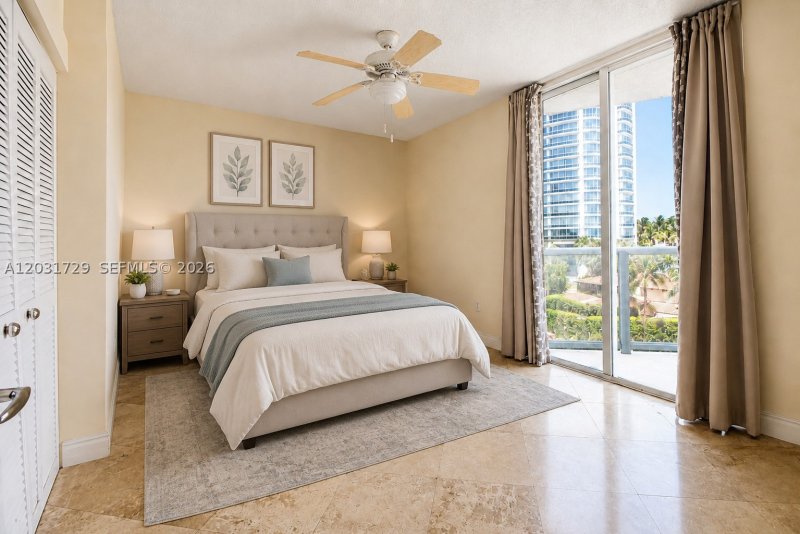 Condo for sale at Grandview 601