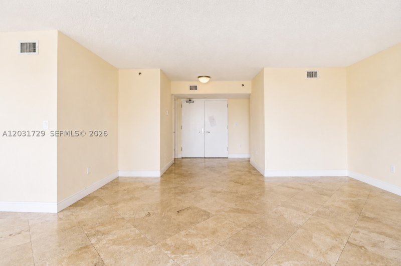 Condo for sale at Grandview 601