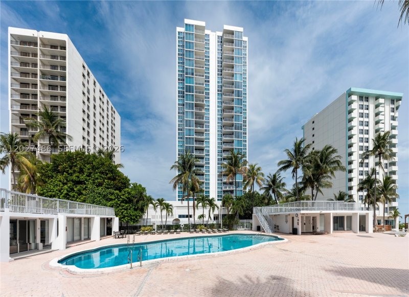 Condo for sale at Mirasol Ocean Towers 603