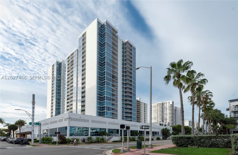 Condo for sale at Mirasol Ocean Towers 603
