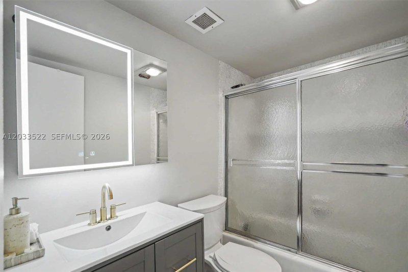 Apartment for rent at The Hemispheres 15A
