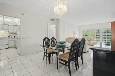 Aluguel de apartamento no The Hemispheres 15A