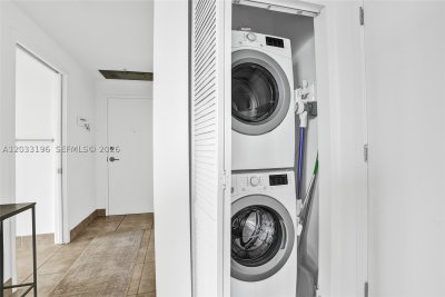 Aluguel de apartamento no Midtown Miami 2 H1205
