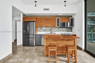 Aluguel de apartamento no Midtown Miami 2 H1205