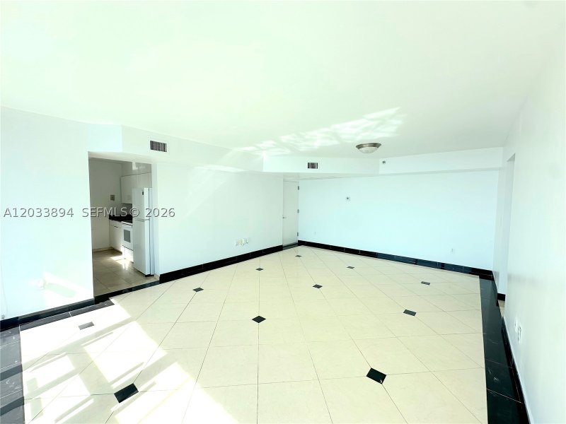 Condo for sale at Grandview 906