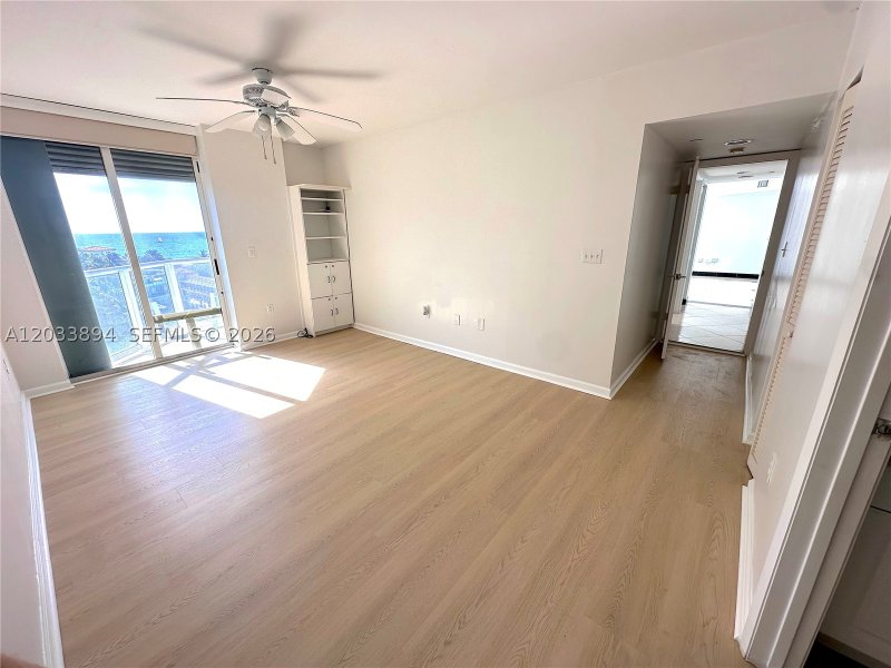 Condo for sale at Grandview 906