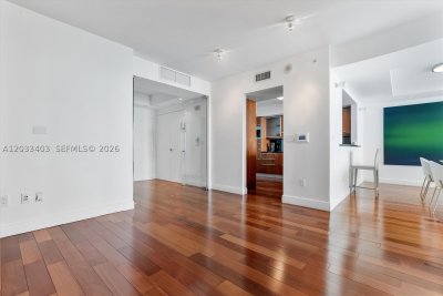 Alquiler de apartamento en Jade Brickell 1409