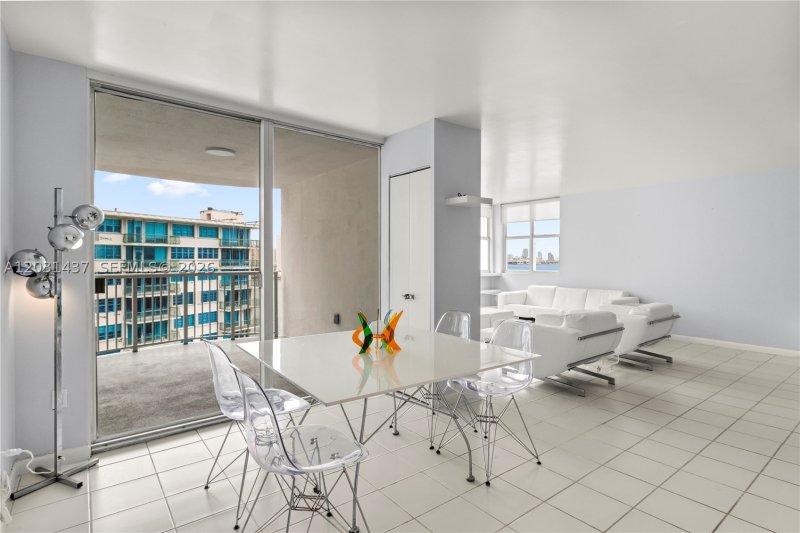 Comprar apartamento en Bayshore Place 1405C