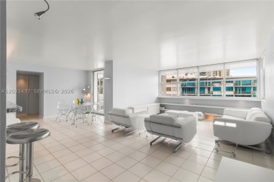 Comprar apartamento en Bayshore Place 1405C