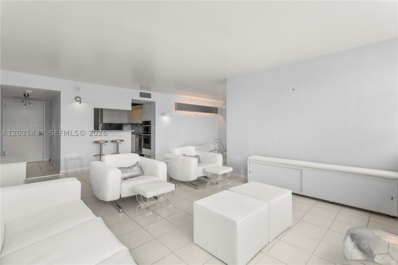 Comprar apartamento en Bayshore Place 1405C