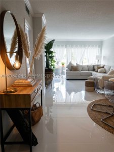 Comprar apartamento en The Hemispheres 2B