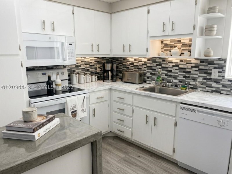 Condo for sale at The Hemispheres 2B