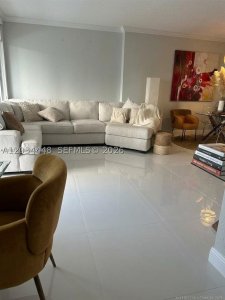 Comprar apartamento en The Hemispheres 2B