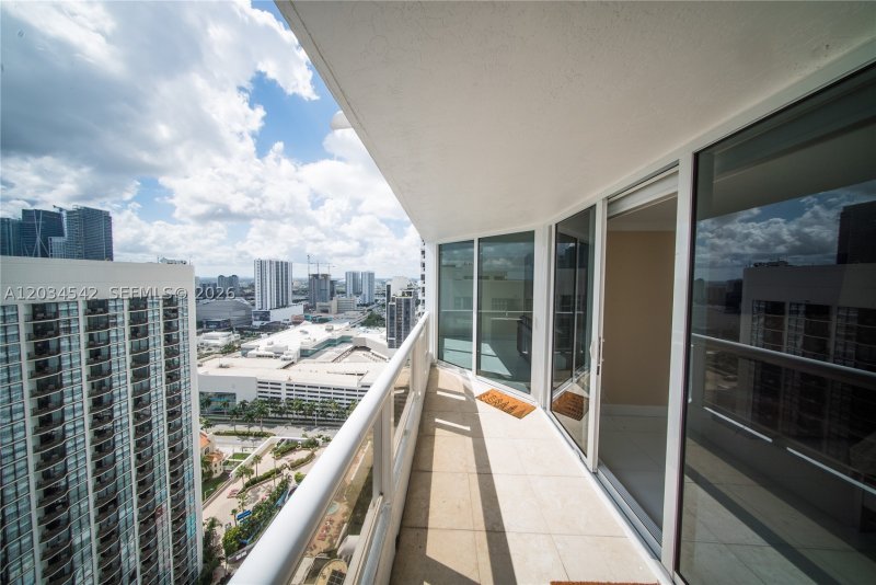 Alquiler de apartamento en The Grand A-3646