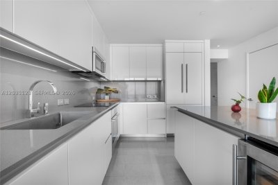 Aluguel de apartamento no Brickell City Centre Rise 3208
