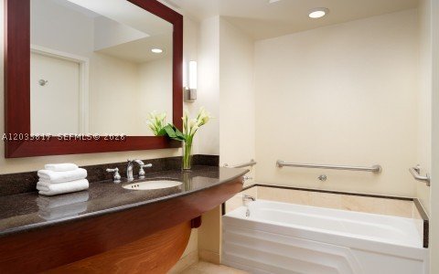 Condo for sale at Trump International Sonesta Beach Resort 1711