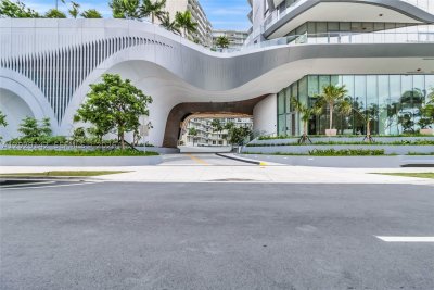 Una Residences at Brickell Apt #1103
