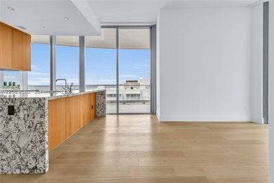 Comprar apartamento no Una Residences at Brickell 1103