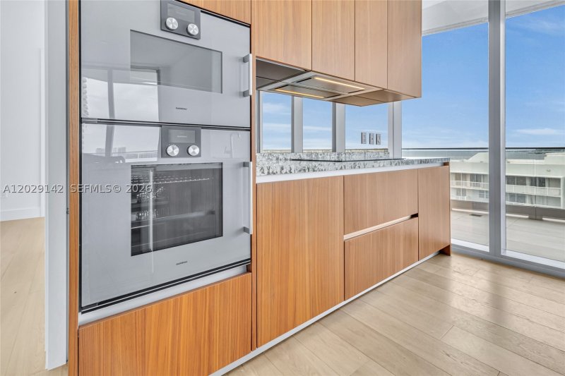 Comprar apartamento no Una Residences at Brickell 1103