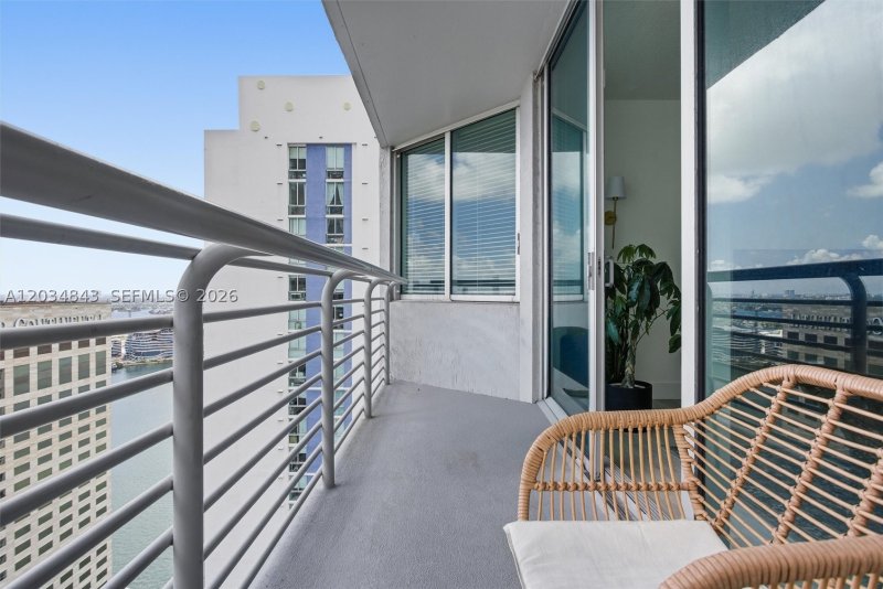 Comprar apartamento en One Miami East Tower 4022