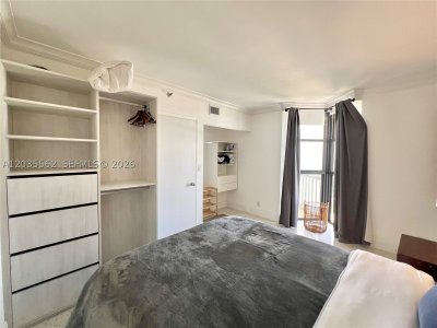Comprar apartamento no 1000 Williams Island 3010