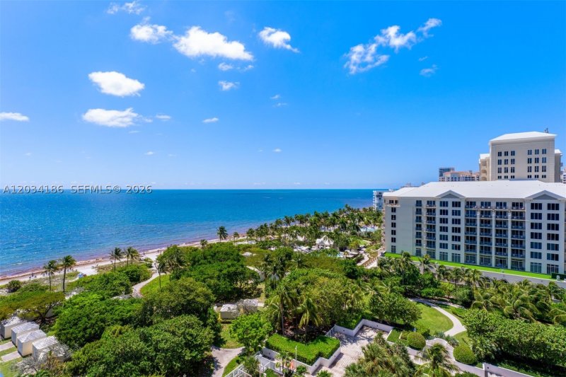 Condo for sale at Grand Bay Tower 1103