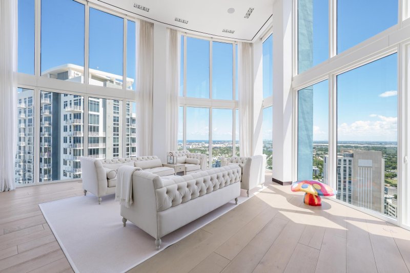 Condo for sale at Las Olas River House 4206