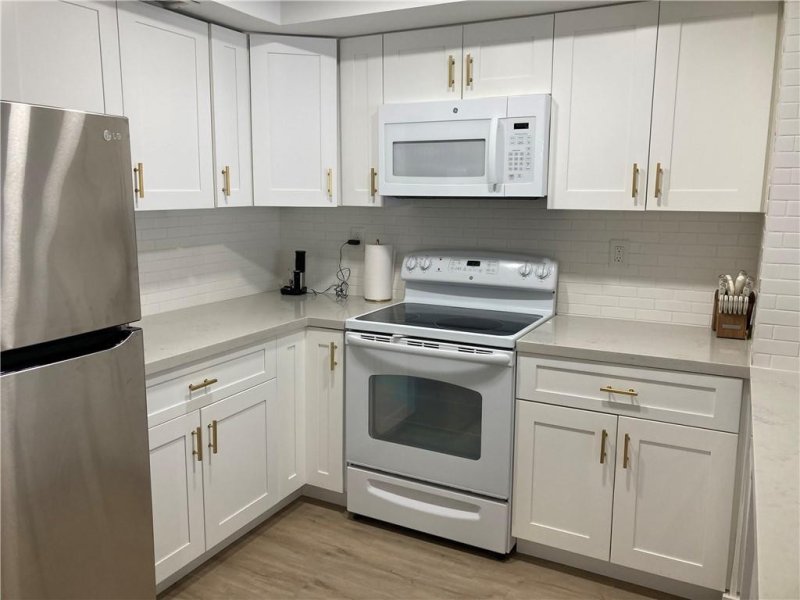 Apartment for rent at Ocean Summit 414