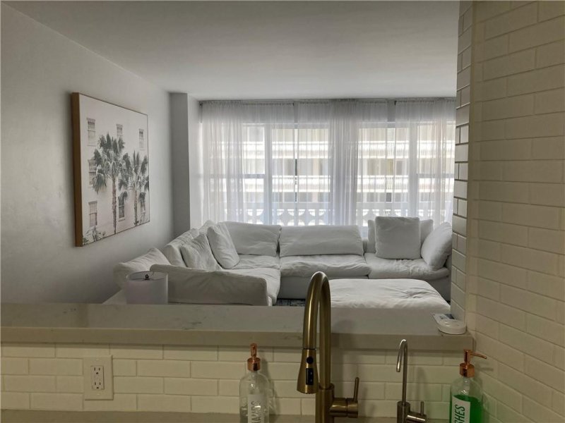Apartment for rent at Ocean Summit 414