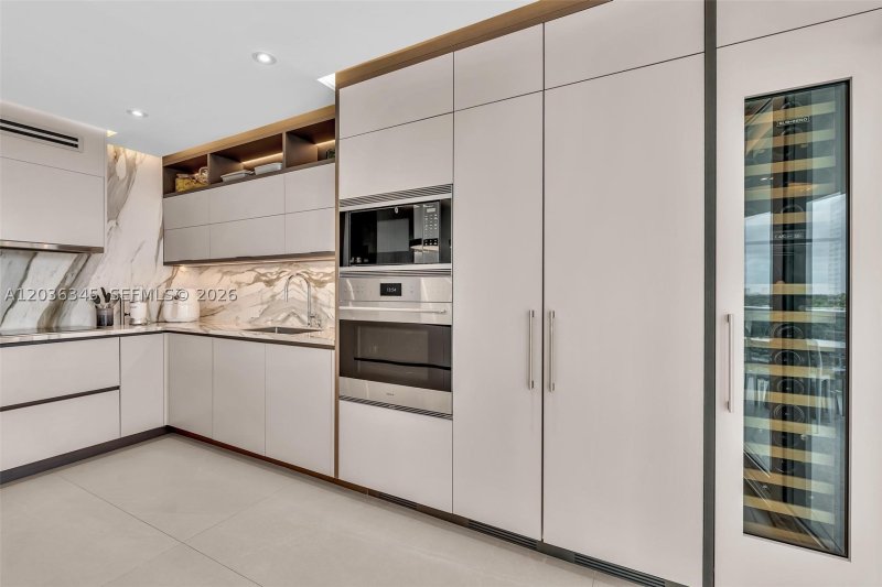 Condo for sale at Bristol Tower 1002
