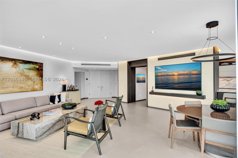 Condo for sale at Bristol Tower 1002