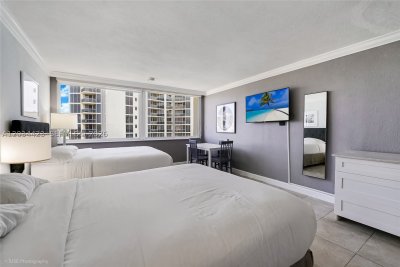 Comprar apartamento no Aventura Beach Club 827